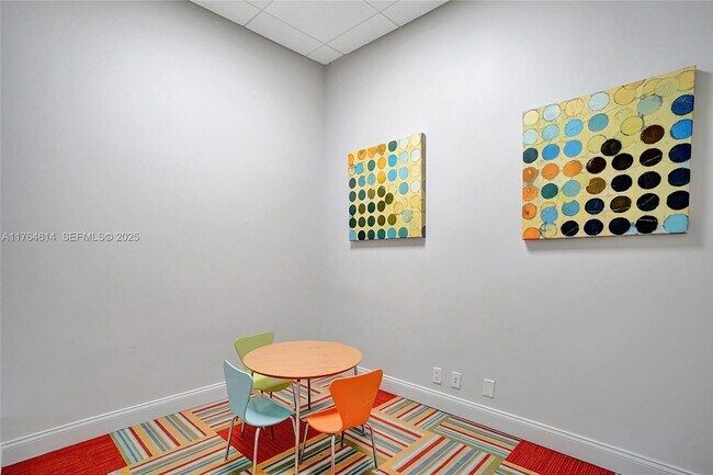 Building Photo - 4001 S Ocean Dr