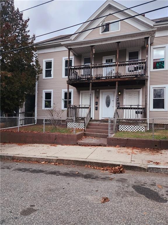 Building Photo - 110 Willow St