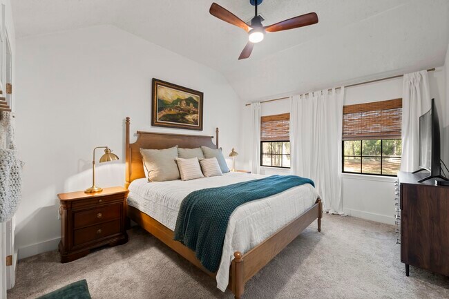 Building Photo - 8623 Miller Rd