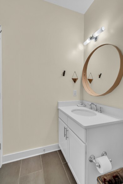 Building Photo - 211 Porter Village Cir