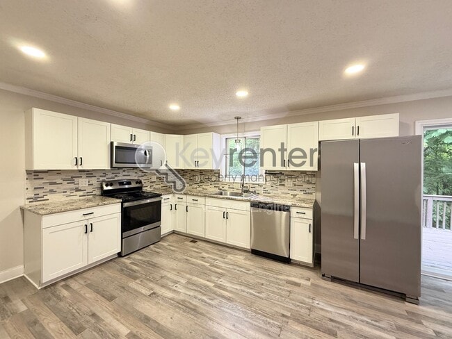 Building Photo - 4630 Sherry Ln