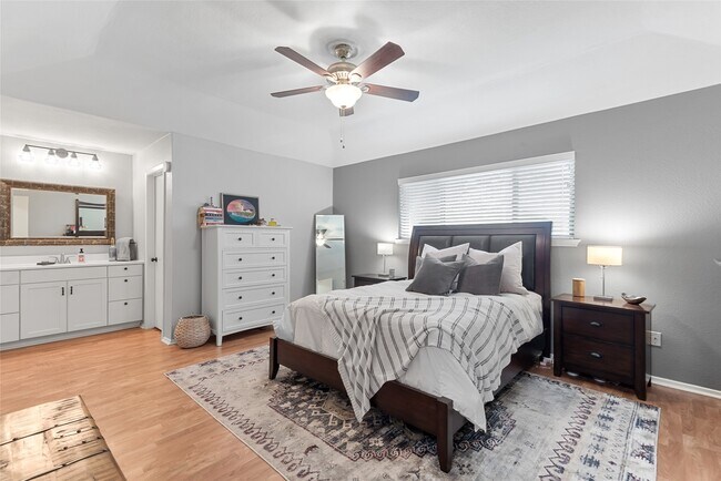 Building Photo - 105 Sweetgum Dr