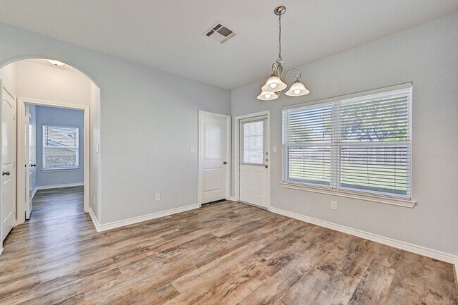 Building Photo - 12738 Lake Conroe Hills Dr