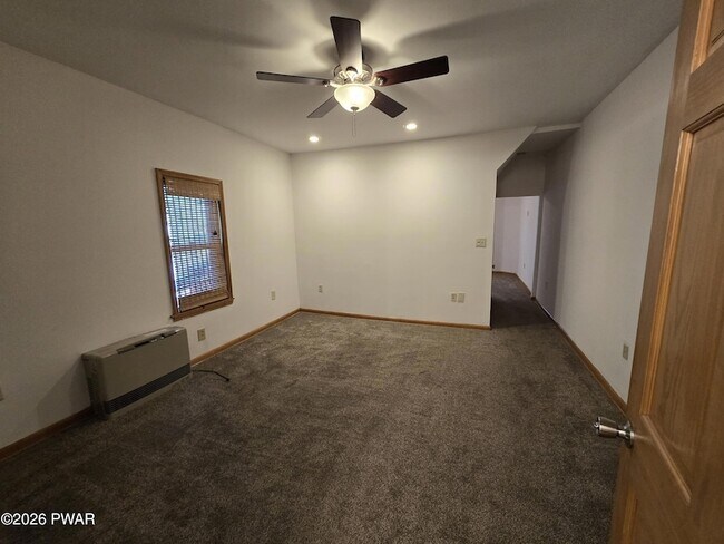 Building Photo - 1121 Monroe Ave