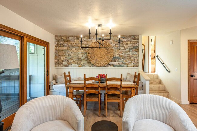 Building Photo - 43620 Washburn Dr