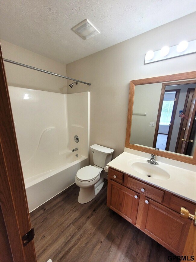 Building Photo - 13520 Westport Cir