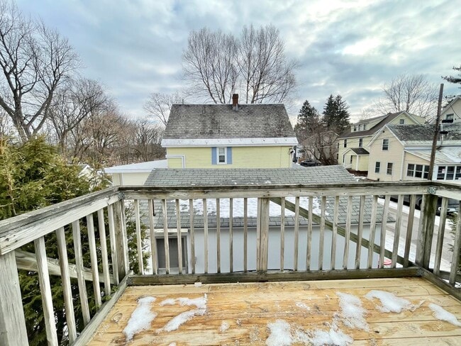 Building Photo - 20 Latham Ct