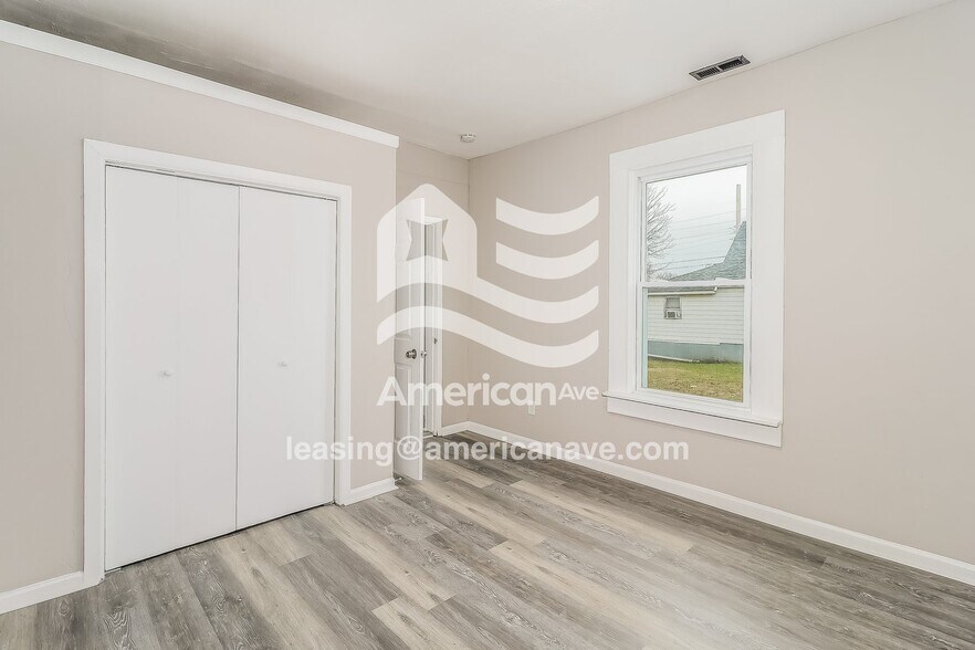 Building Photo - 1328 Pater Ave