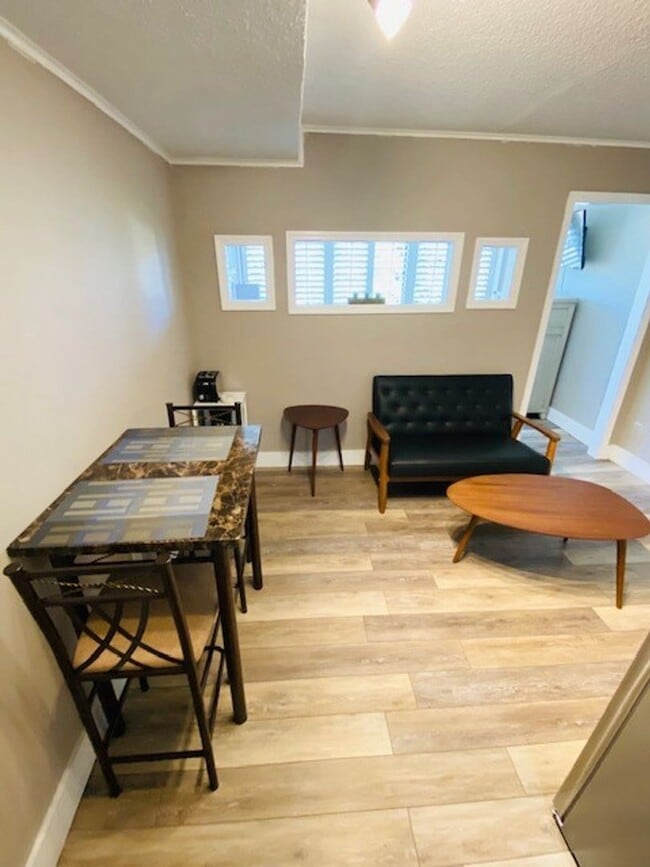 Building Photo - FREE AUGUST RENT: University Towers- FURNI...