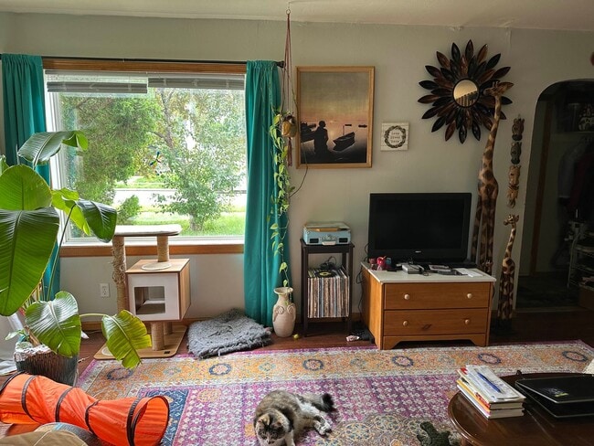 Building Photo - 818/820 Platt Street