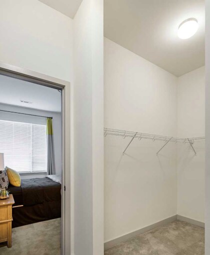 Building Photo - 165 Cambridge Park Dr. Unit 601