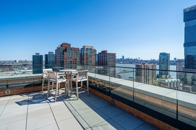 Building Photo - Fantastic One Bedroom in Downtown JC