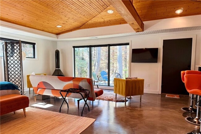 Building Photo - 1904 Lenox Rd NE