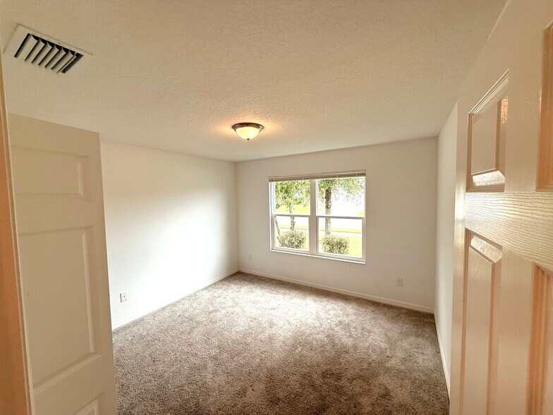 Bedroom 2 - 11190 Hess Way