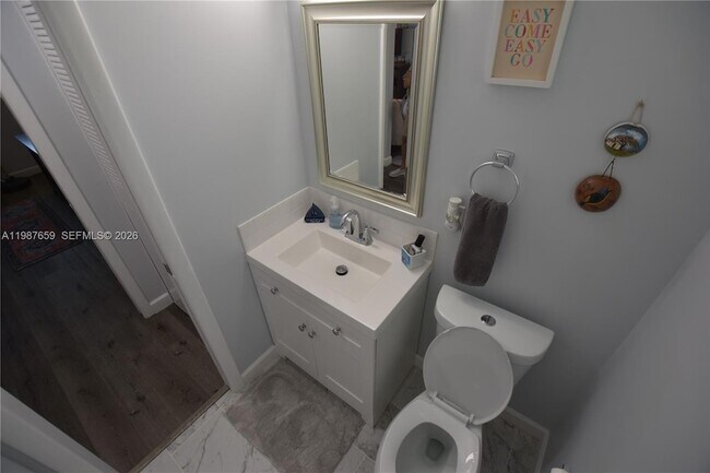 Building Photo - 2572 Emory Dr W