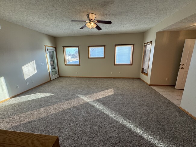 Building Photo - 2524 N Buckingham Rd