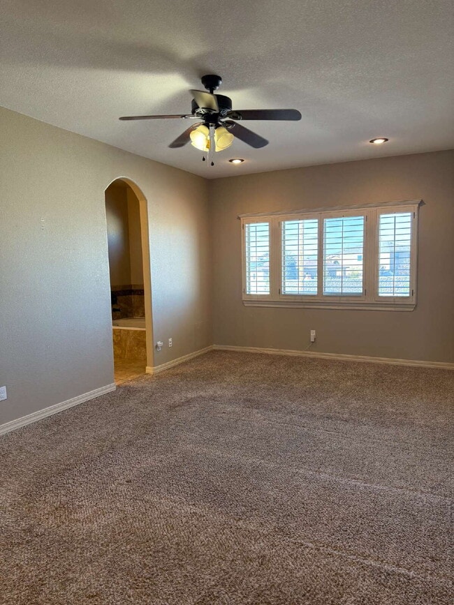 Building Photo - 3045 Woodhead