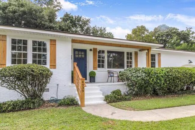 Building Photo - 4959 Parkside Dr