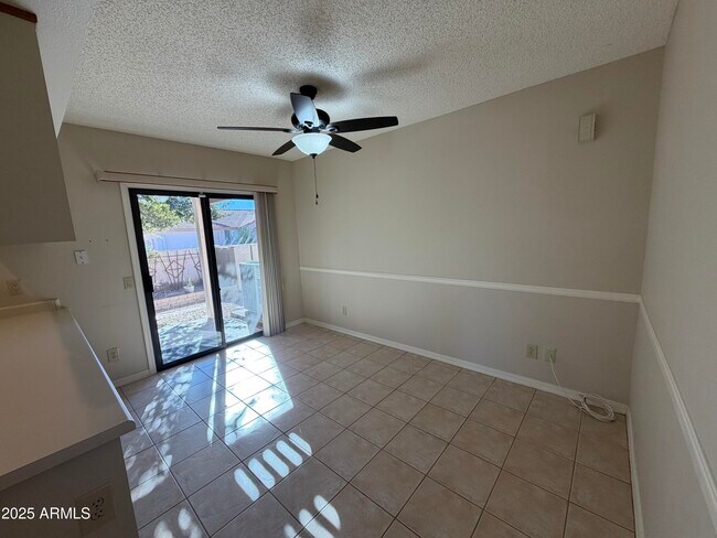 Building Photo - 26629 S Sageberry Dr