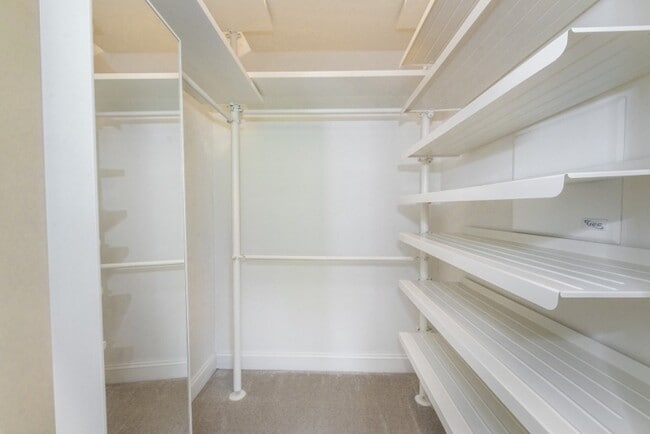 Building Photo - 4211 Ramapo Ct