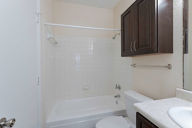 Floorplan - Forest Park Apartments