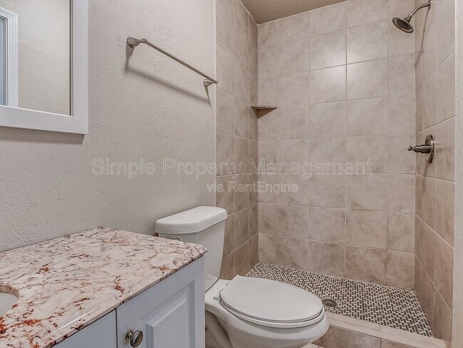 Building Photo - 10824 Admiral Dr