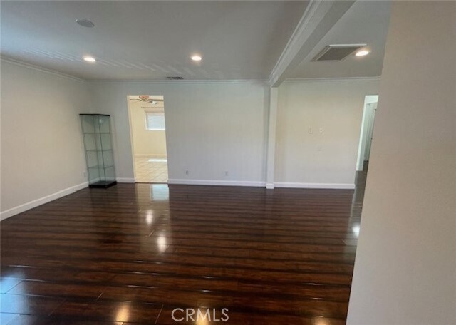 Building Photo - 10539 Tinker Ave