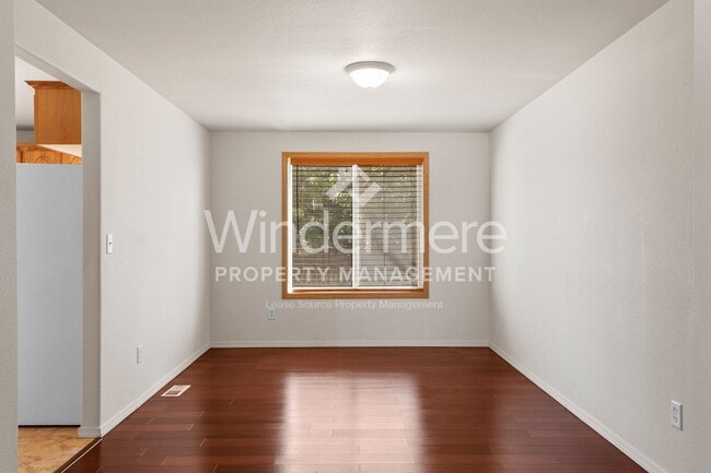Building Photo - Welcome to your new home in Airway Heights...