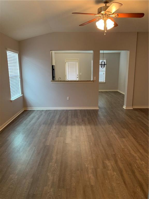 Building Photo - 351 Musgrav