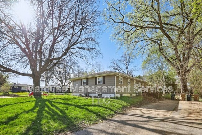 Building Photo - 4903 Camden Rd