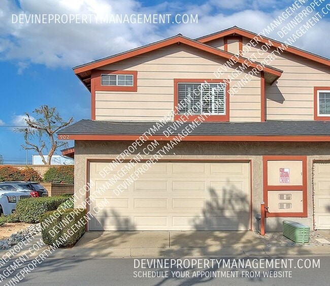Building Photo - 902 California Privado