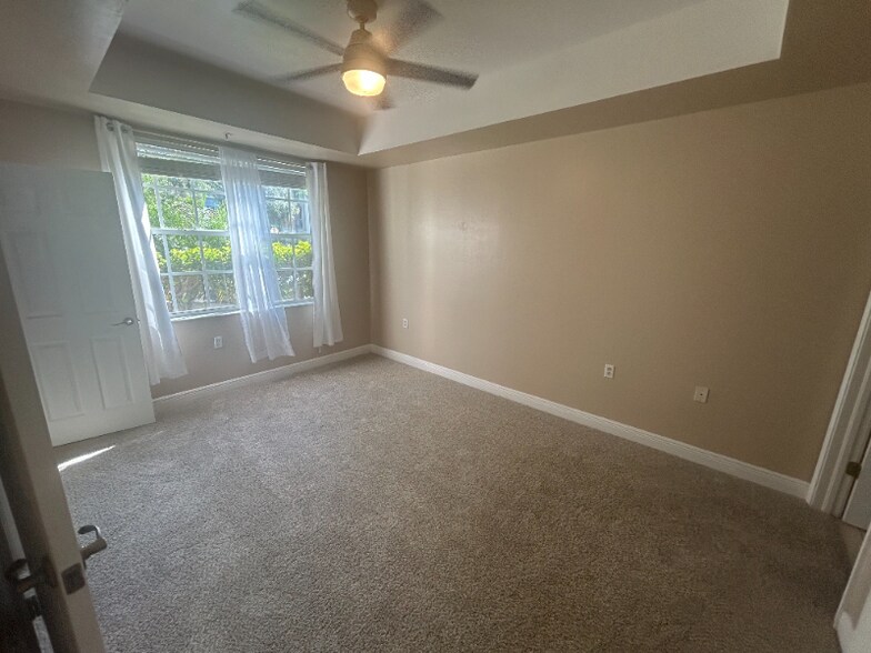 Building Photo - 3944 Pomodoro Cir
