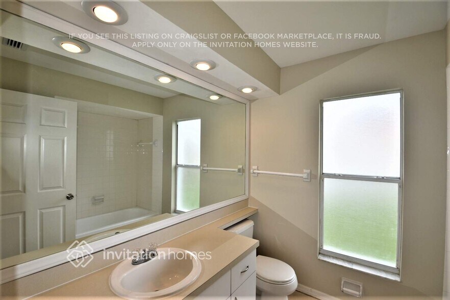Building Photo - 3902 Caravel Ln