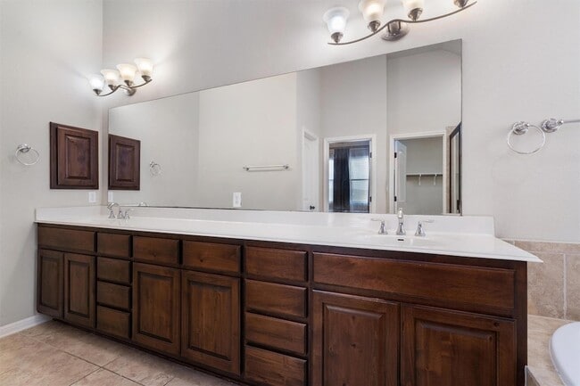 Building Photo - 4405 Tambre Bend