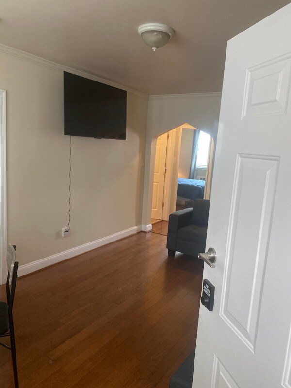 Building Photo - 4309 Norfolk Ave