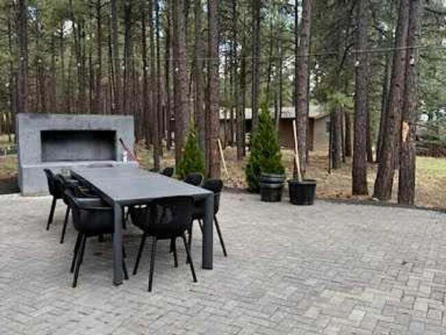 Building Photo - 4530 Red Fox Ln