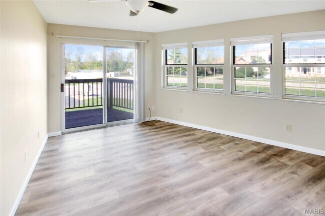 Building Photo - 121 Shirley Ridge Dr