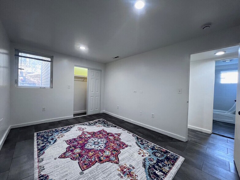 Building Photo - 731 Willow St