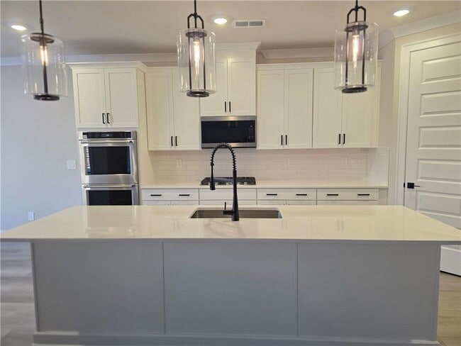 Building Photo - 5847 Cabernet Ln