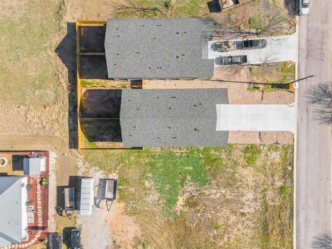 Building Photo - 306 Ave P