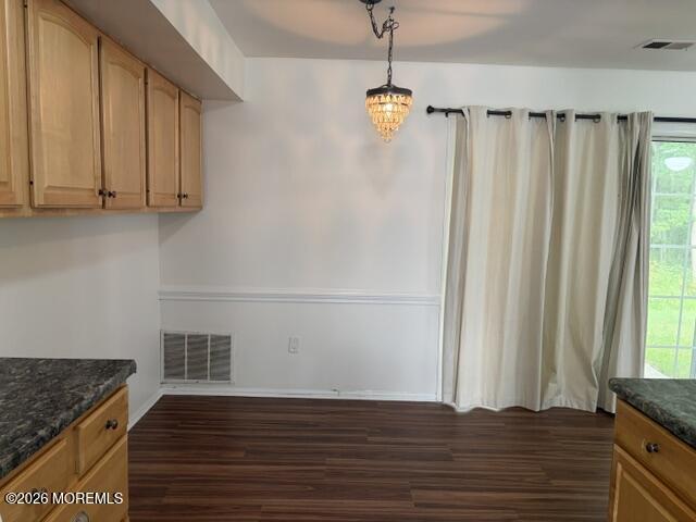 Building Photo - 76 Foxwood Pl