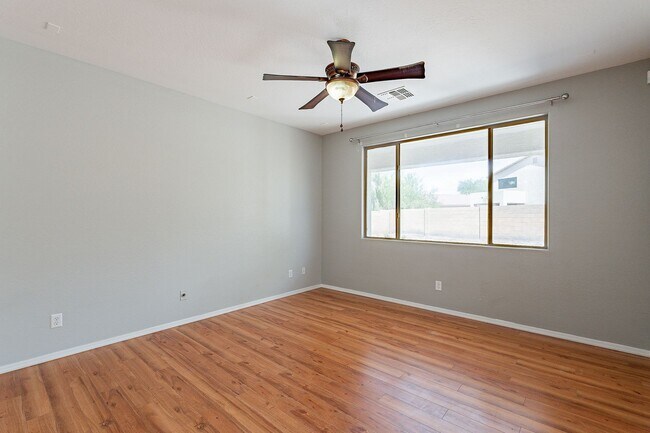 Building Photo - Stunning Two Story in Laveen!