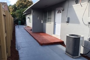 Home Entrance - 320 NW 34th Ave