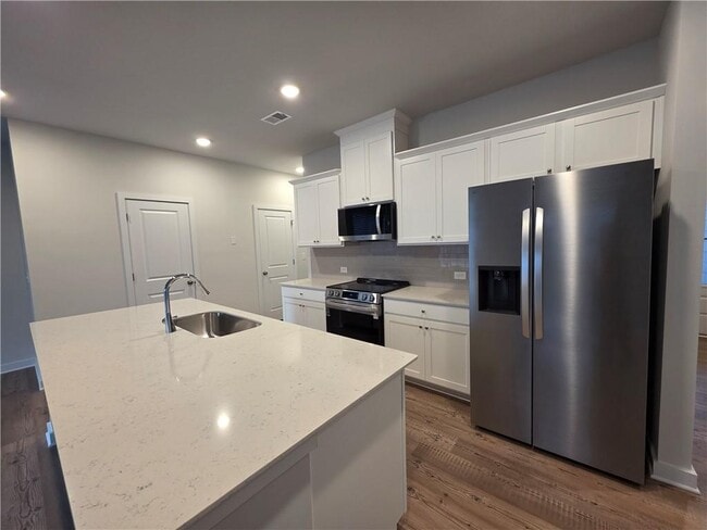 Building Photo - 1712 Harper Lily Ln