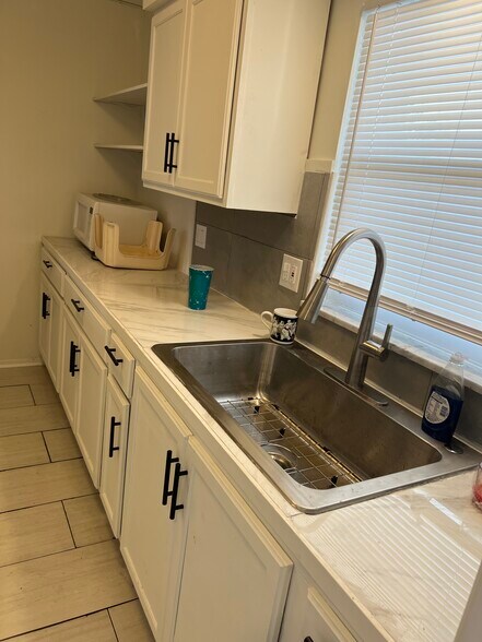 Building Photo - 3136 Harbor Blvd