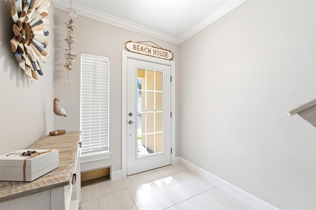 Building Photo - 2516 Coral Ct.