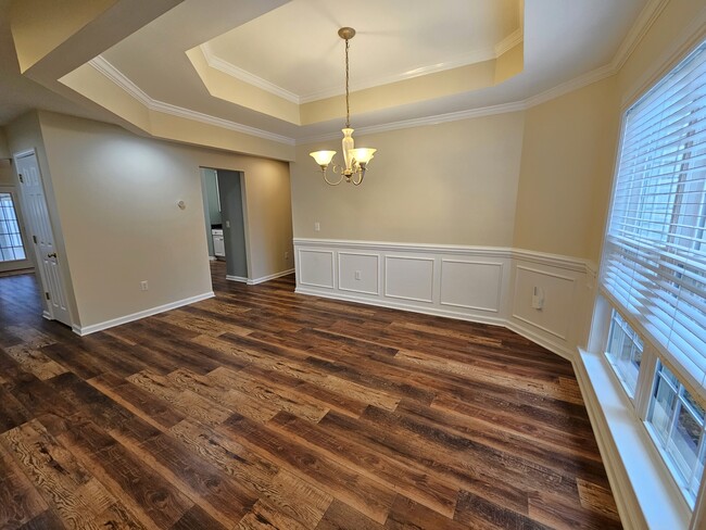 Building Photo - 203 Crown Empire Ct