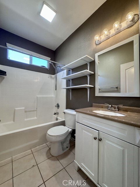 Building Photo - 35862 Banyan Rim Dr