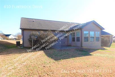 Building Photo - 610 Flintrock Dr