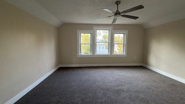 Building Photo - 3411 Duvall Ave